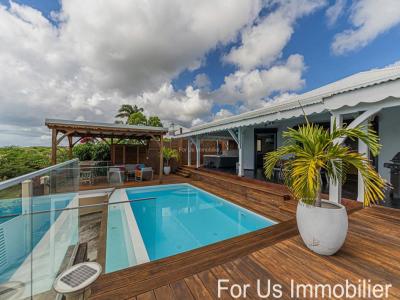 Vente Maison 8 pi�ces SAINTE-ANNE 97180