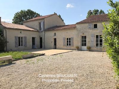 Vente Maison 8 pi�ces TAUGON 17170
