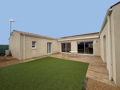 Vente Maison 6 pi�ces BEAUGEAY 17620