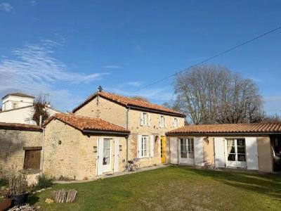 Vente Maison 5 pi�ces RUFFEC 16700