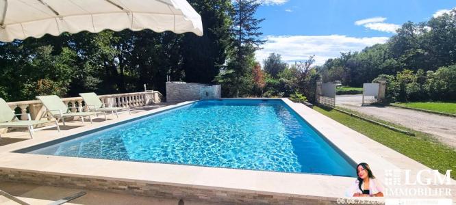 Vente Maison 10 pi�ces SAINT-CANNAT 13760