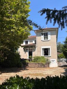 Vente Maison 7 pi�ces ARZAY 38260