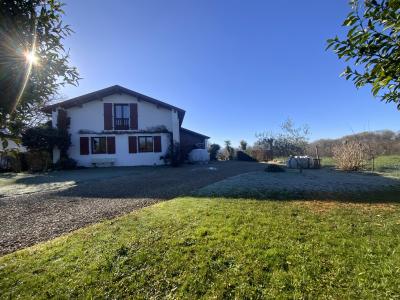 Vente Maison 7 pi�ces HALSOU 64480