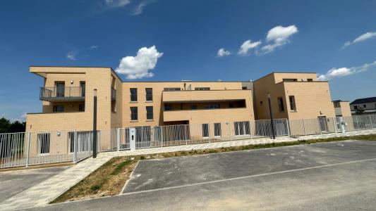 Location Parking CORMONTREUIL 51350