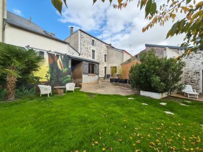 Vente Maison 6 pi�ces MONTREVAULT 49110