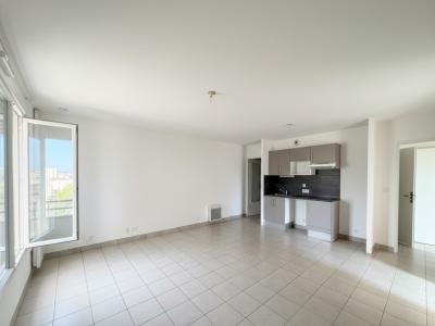 Location Appartement 3 pi�ces REZE 44400