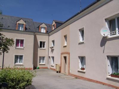 Location Appartement COMBREE 49520