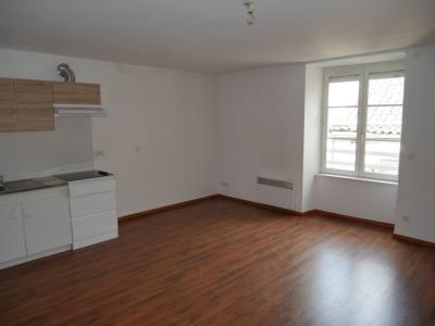 Location Appartement 3 pi�ces VILLEFRANCHE-DE-ROUERGUE 12200