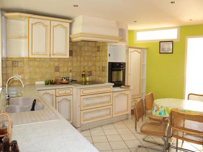 Vente Maison 7 pi�ces SAINT-ETIENNE-DE-LUGDARES 07590