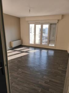 Location Appartement 4 pi�ces CHAUMONT 52000