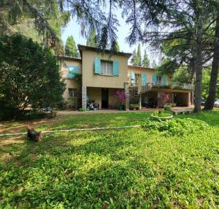 Vente Maison 7 pi�ces CHATEAURENARD 13160