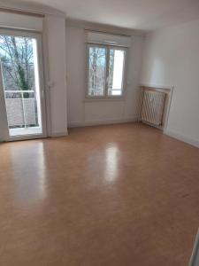 Location Appartement 4 pi�ces CHAUMONT 52000