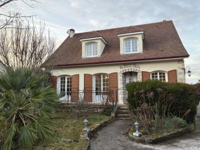 Vente Maison 7 pi�ces DARVAULT 77140