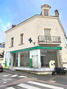 Vente Local commercial COUERON 44220