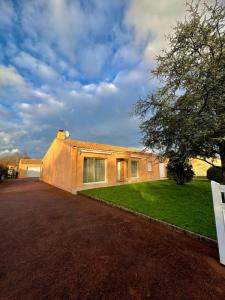 Vente Maison 5 pi�ces SAINT-LUMINE-DE-COUTAIS 44310