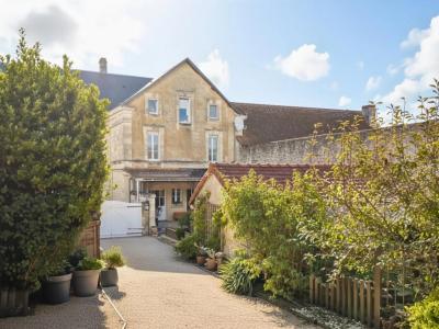 Vente Maison 7 pi�ces SAINT-GENEST-D'AMBIERE 86140