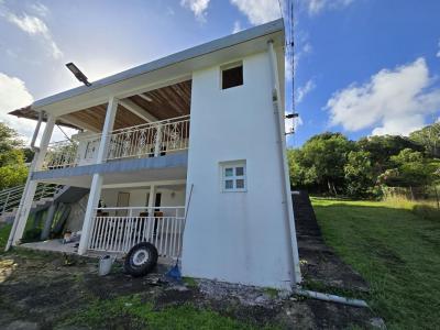 Vente Maison 9 pi�ces VAUCLIN 97280