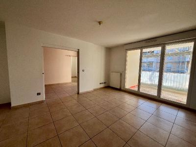 Location Appartement 3 pi�ces ARPHY 30120