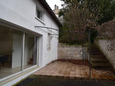 Vente Maison 7 pi�ces ANGOULEME 16000