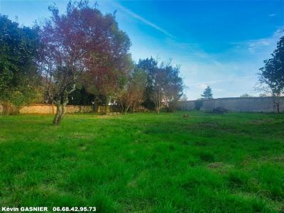 Vente Terrain CHAMPNIERS 16430