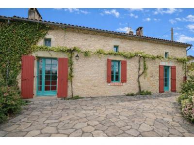 Vente Maison 5 pi�ces ROCHE-CHALAIS 24490