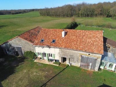 Vente Maison 4 pi�ces LIZANT 86400