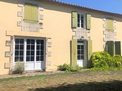 Vente Maison 4 pi�ces TAUGON 17170