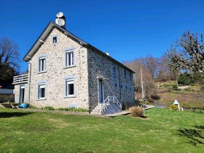 Vente Maison 6 pi�ces LANOBRE 15270