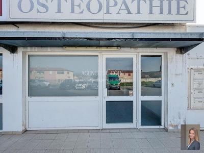 Location Bureau MUY 83490