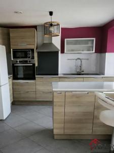 Vente Maison 5 pi�ces ROSEY 70000