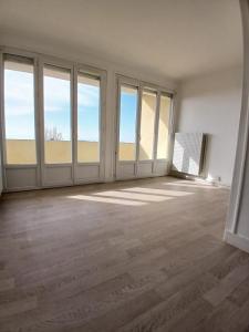 Location Appartement 4 pi�ces CHAZELLES-SUR-LYON 42140