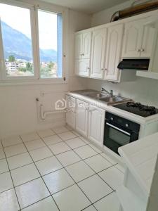 Location Appartement 4 pi�ces FONTAINE 38600