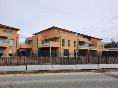 Location Appartement 4 pi�ces BOURGOIN-JALLIEU 38300