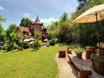 Vente Maison 8 pi�ces COLLONGES-LA-ROUGE 19500
