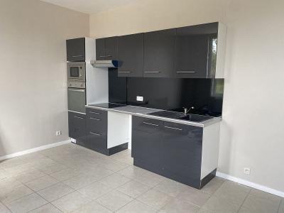 Location Appartement 3 pi�ces FEURS 42110