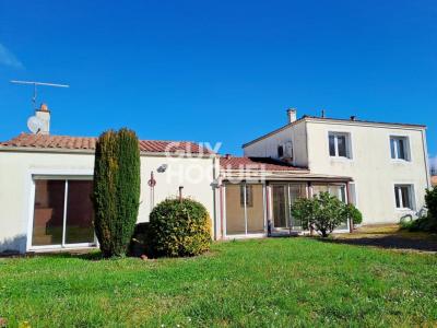 Vente Maison 6 pi�ces SURGERES 17700