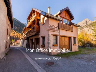 Vente Maison 7 pi�ces CEILLAC 05600
