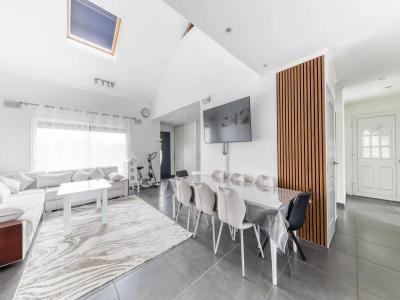 Vente Maison 7 pi�ces LIVERDY-EN-BRIE 77220