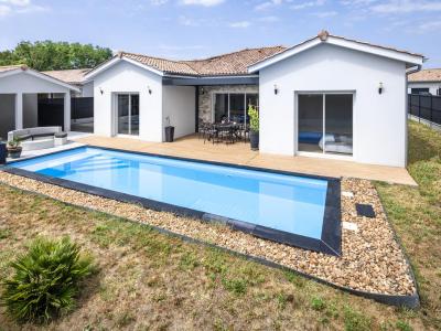 Vente Maison 4 pi�ces TAILLAN-MEDOC 33320