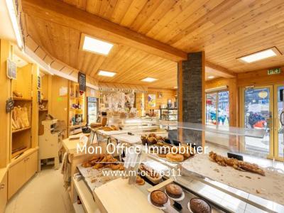 Vente Local commercial VARS 05560