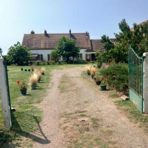 Vente Maison 9 pi�ces SAINT-PERE-SUR-LOIRE 45600