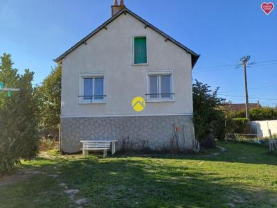 Vente Maison 6 pi�ces CHAROST 18290