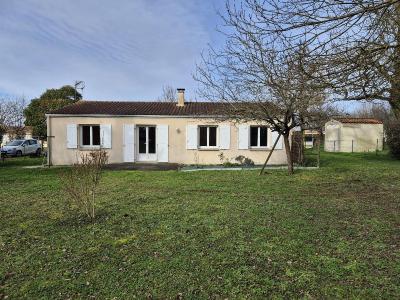 Vente Maison 4 pi�ces BEAUVOIR-SUR-NIORT 79360