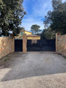 Vente Maison 6 pi�ces SAINT-MAXIMIN-LA-SAINTE-BAUME 83470