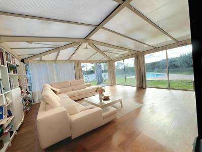 Vente Maison 6 pi�ces MOTTE 83920