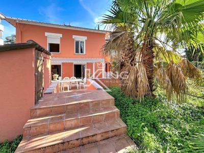 Vente Maison 5 pi�ces SAINT-RAPHAEL 83700