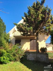 Vente Maison 7 pi�ces MATHAY 25700
