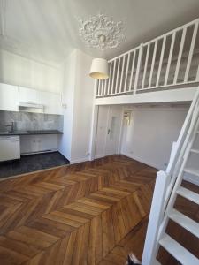 Location Appartement PARIS-8EME-ARRONDISSEMENT 75008