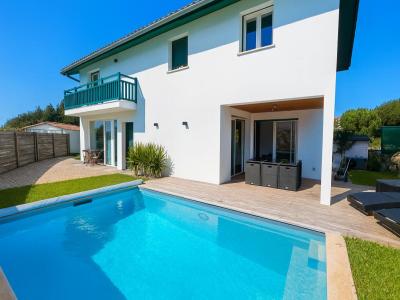 Vente Prestige GUETHARY 64210