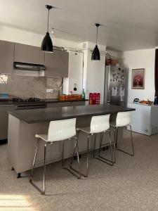 Location Appartement 4 pi�ces TOULON 83000